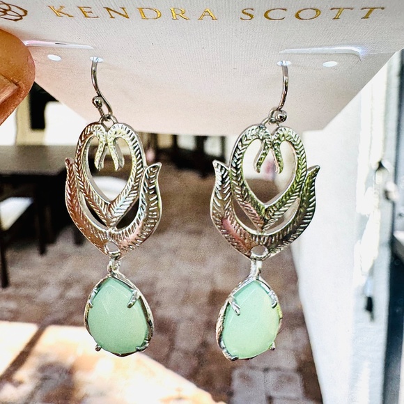 Vintage Kendra Scott Paloma Chalcedony Earrings ~ Rara! - Picture 4 of 5